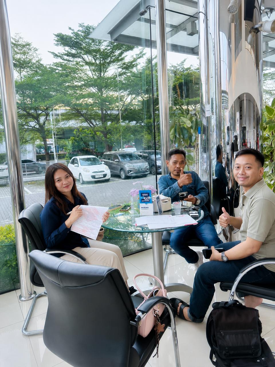 Bukti penyerahan unit Suzuki Serpong oleh Salsa